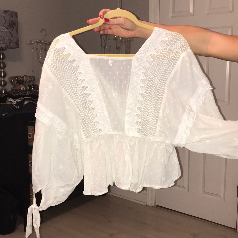 Free People White Boho Crochet V-Neck Peasant Blouse. MORE LIKE A PLUM COLOR - Picture 2 of 3